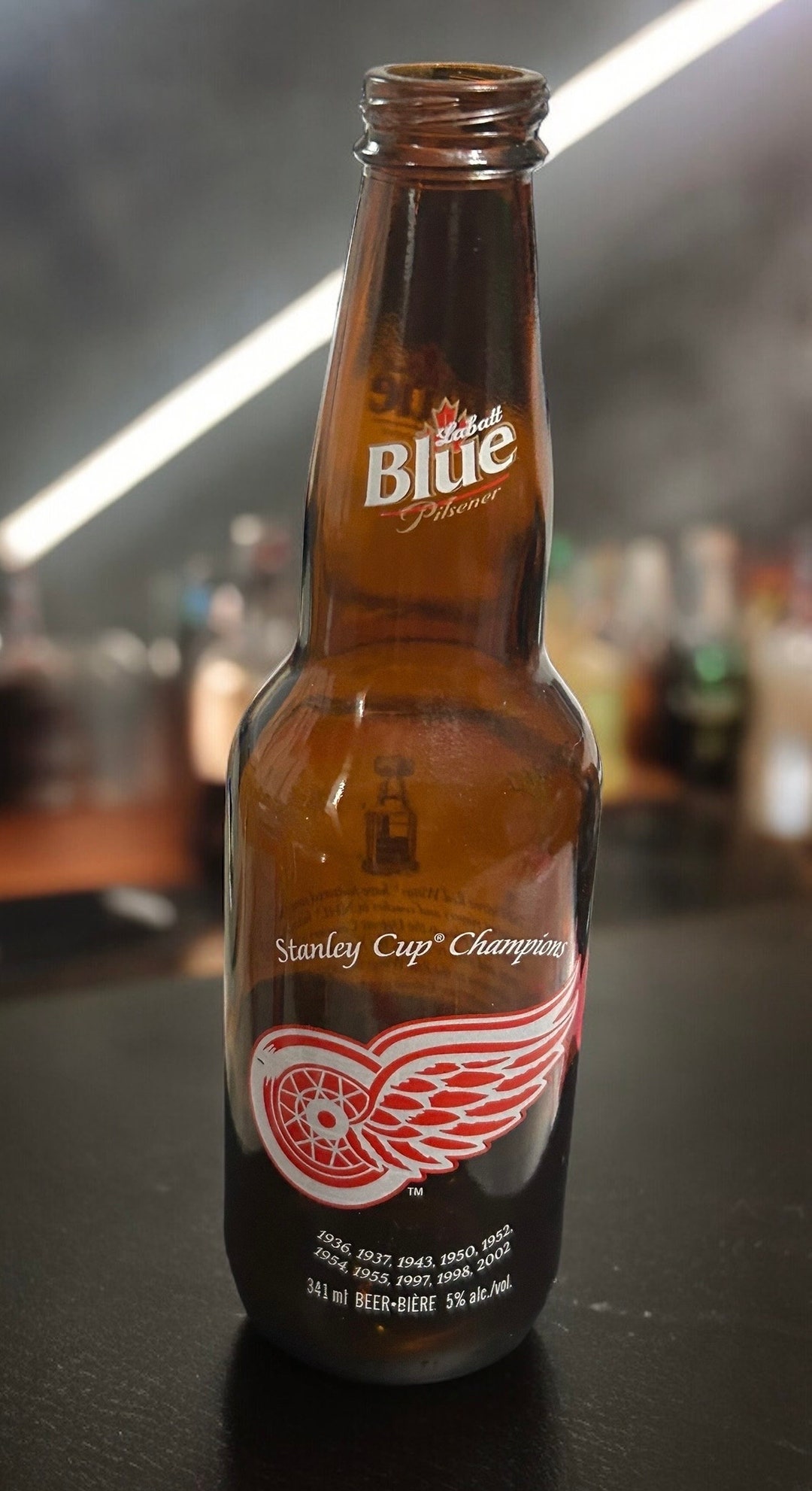 Detroit Red Wings Labatt Blue Stanley Cup Etched Bottle Logo Empty - Etsy