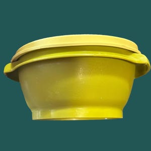 Vintage Retro Lot of Tupperware