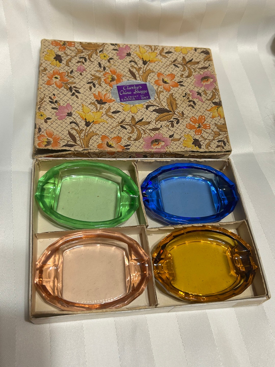 1930s Set of 4 Vintage Ashtrays Etsy