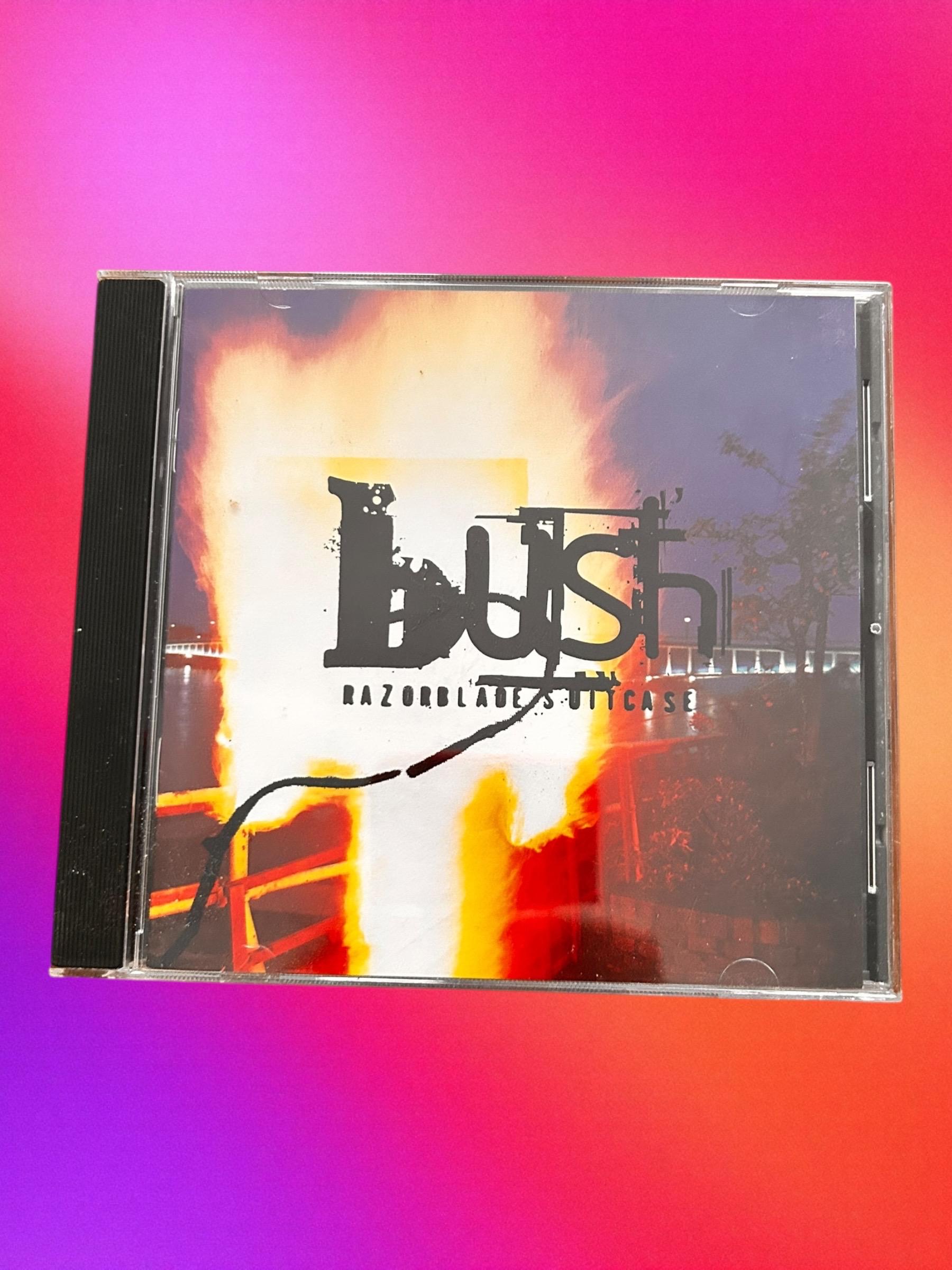 フェード 90s BUSH RAZORBLADE SUITCASE TOUR L Vintage Bush Razorblade Suitcase Tour Band Long Sleeve Shirt