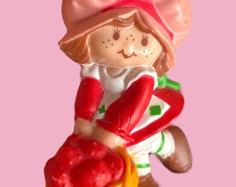 1981 American Greetings Strawberry Shortcake Huckleberry Pie with Pupcake or Angel Cake Strawberry Shortcake Pvc Figurine Your Choice