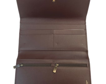 burberry wallet authentication