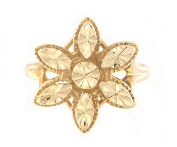 Women's Fashion Ring 14kt Yellow Gold