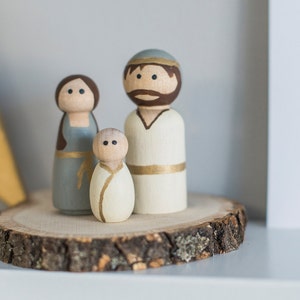 Miniature Wooden Peg Doll Nativity Set With Wood Platform 画像 1