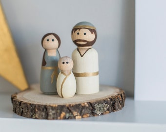 Miniature Wooden Peg Doll Nativity Set With Wood Platform