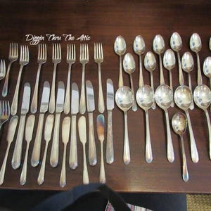 Fascination Silverplate 1936, Wm Rogers by International Silver, Silverware, Flatware, Service for 6,  48 pieces.   (2878)
