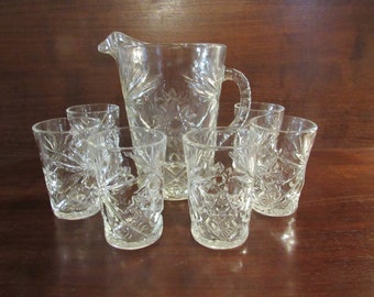 Anchor Hocking Clear Prescut Glass Pitcher and 6 Tumblers, Drinkware Set, 7 pieces.      (3317)