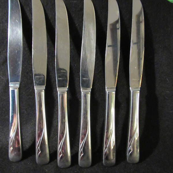Knives, Oceanic Stainless 1960 by Oneida Silver, Silverware, Flatware, lot of 6.    (3562)