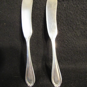 Individual Flat Handle Butter Spreader, Classic Silverplate 1911, Community by Oneida Silver, Silverware, Flatware, Set of 2.  (3813)