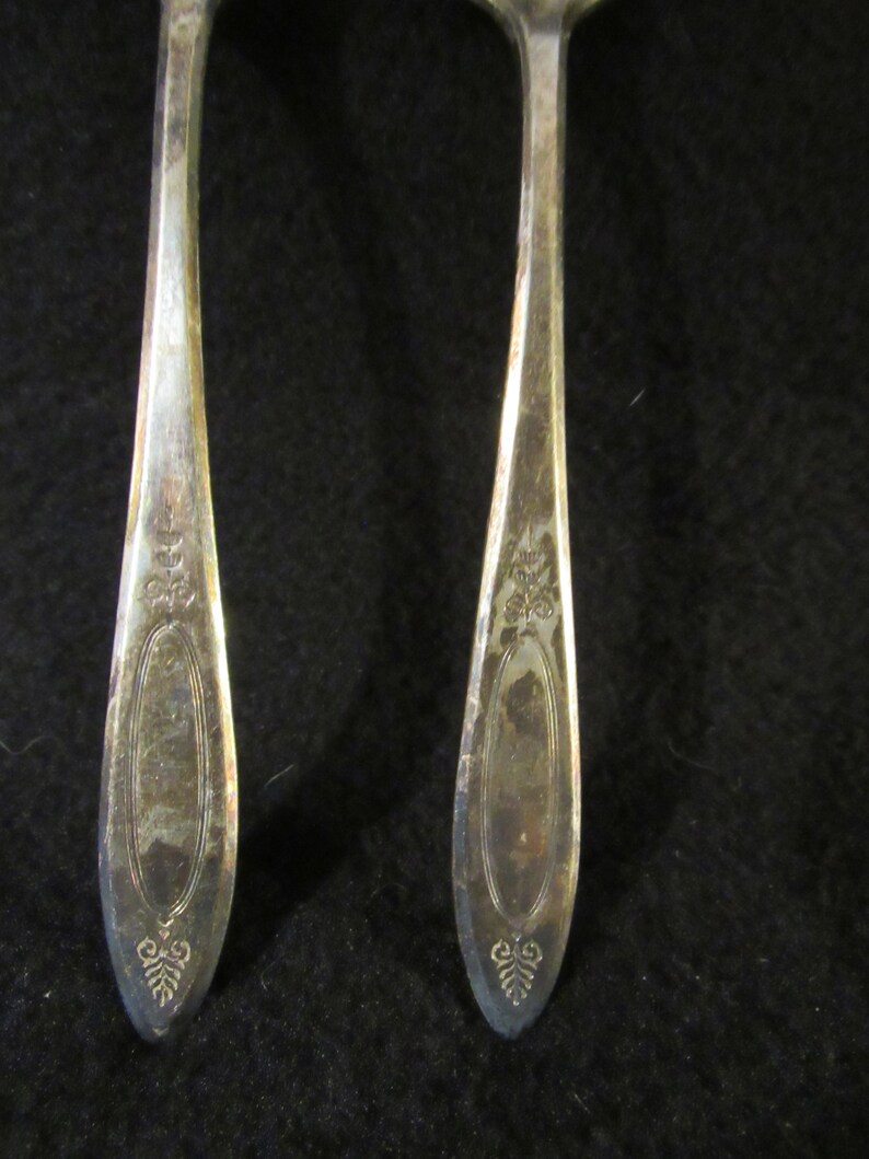Dinner Forks,  Adam Silverplate 1917, Community Plate by Oneida Silver, Silverware, Flatware, set of 2.   (2787)