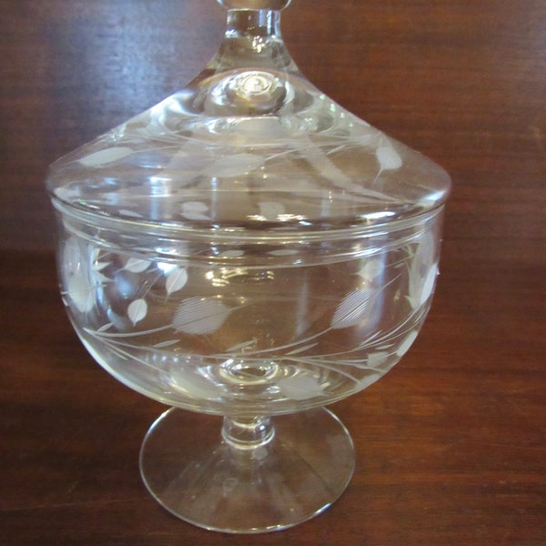 Mountaineer Glass Company, Lidded Etched Candy Dish, Footed Candy Dish, Etched Roses and Leaves,Wedding Box, Storage Jar.      (3740)