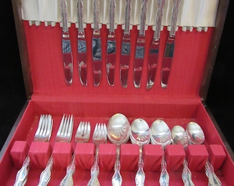 Camelot-Melody Silverplate 1964, Wm Rogers Mfg Co by International Silver, Silverplate Flatware, Service for 8, 44 Pieces (1918)