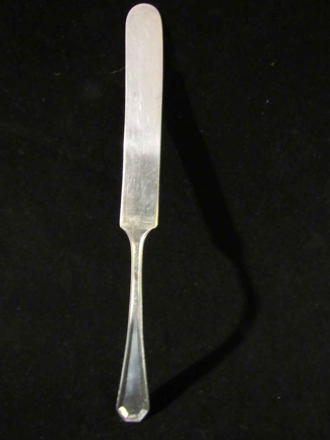 1 Flat Handle Master Butter Knife, INS139 Silverplate 1919, Wm Rogers