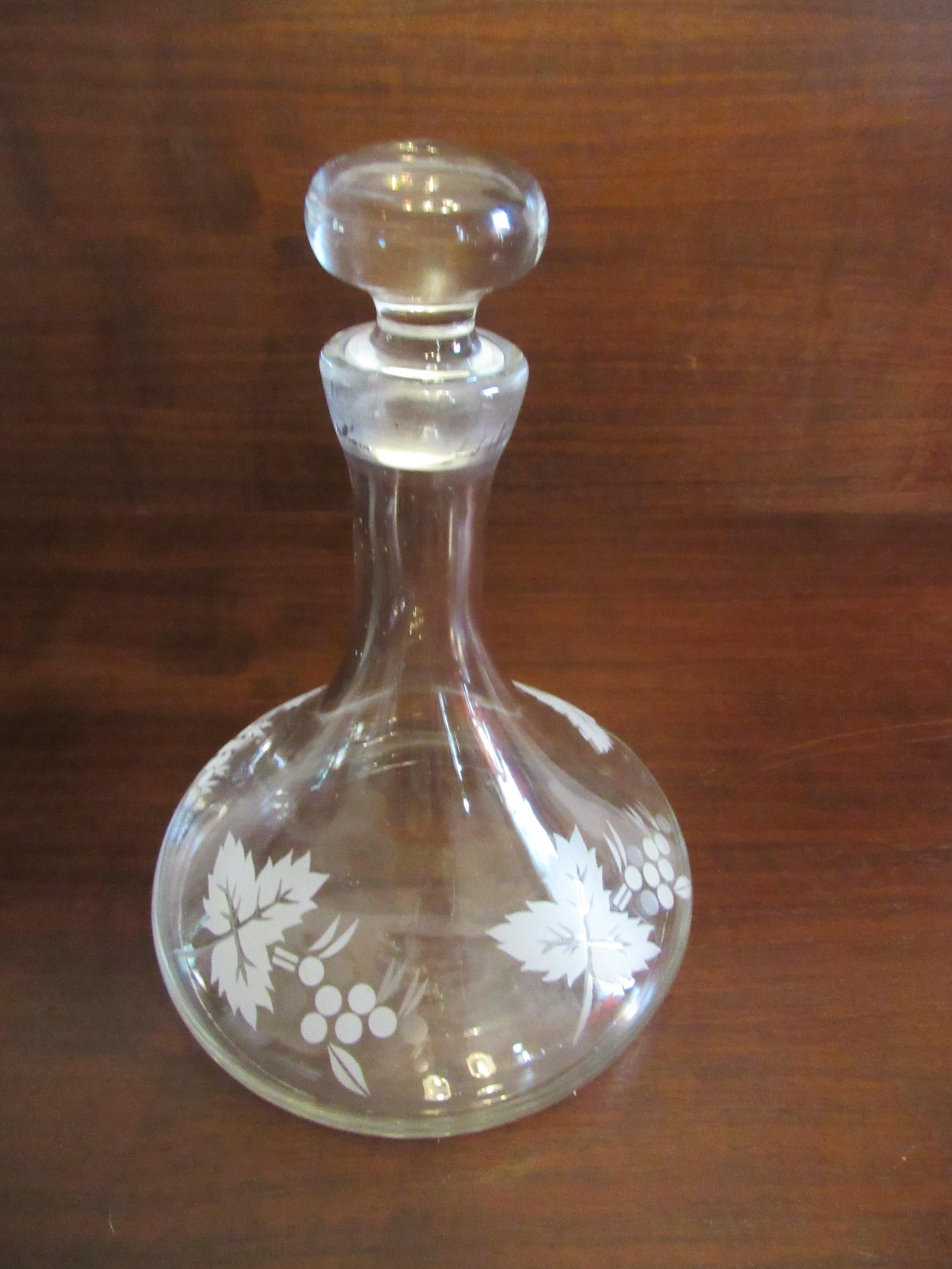 Rayware Glass Rayware Glass Decanter, Ships Decanter, Leaf Pattern, Made in Turkey ...