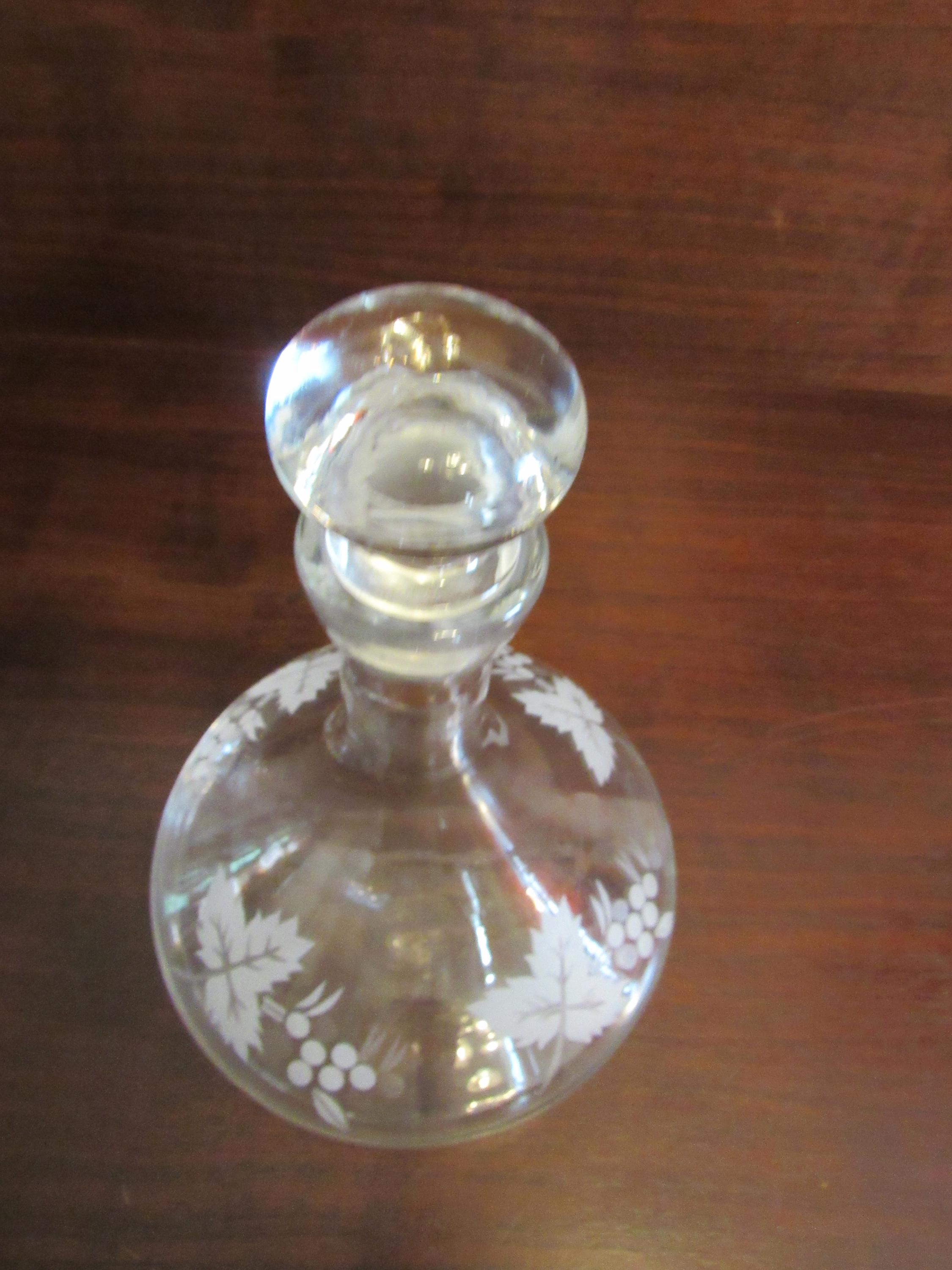 Rayware Glass Rayware Glass Decanter, Ships Decanter, Leaf Pattern, Made in Turkey ...
