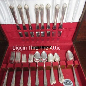 Starlight Silverplate 1950, Rogers and Bros by International Silver, Flatware, Silverware, Service for 8, 50 Pieces.    (3844)