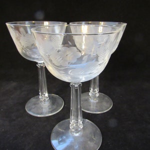Etched Crystal Champagne Coups, Crystal Stemware, Barware, Set of 2  (2040)