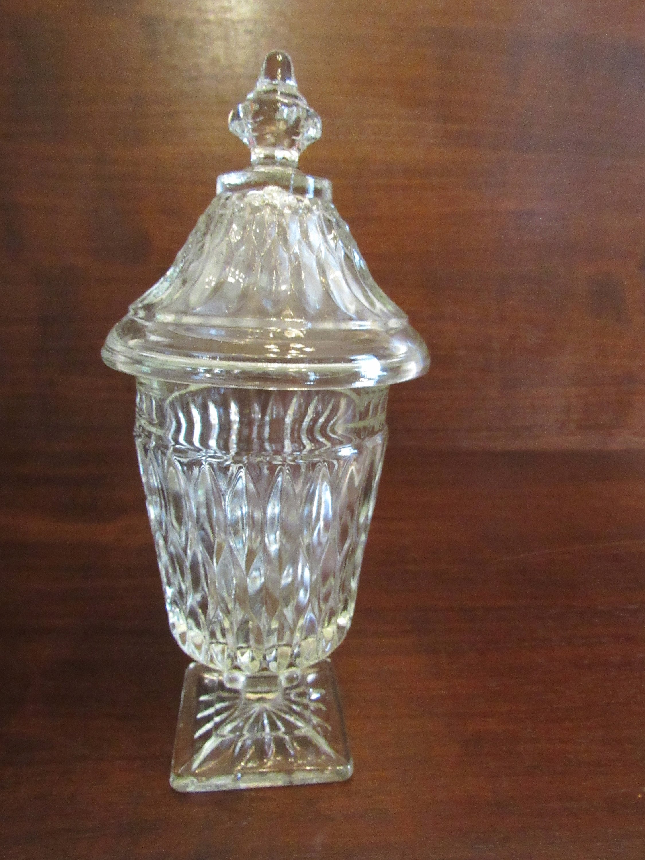 Pedestal Candy Dish , Mt Vernon Clear by Indiana Glass, Candy Dish with Lid, Compote.  (3792)