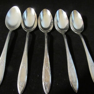 Teaspoon, Debutante  Grandeur Princess Silverplate 1934, Wm A Rogers by Oneida LTD, Set of 5   (1965)