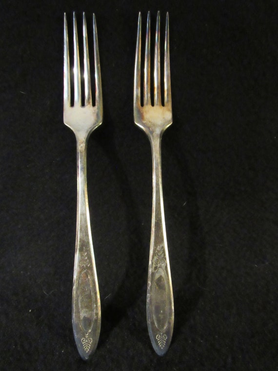 Dinner Forks,  Adam Silverplate 1917, Community Plate by Oneida Silver, Silverware, Flatware, set of 2.   (2787)
