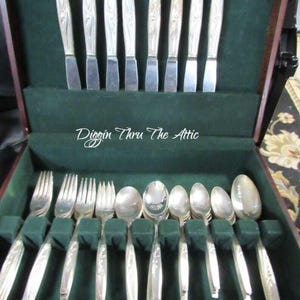 Autumn Silverplate 1957, Wm Rogers MFG Co by International Silver, Silverware, Flatware , Service for 8, 49 pieces.    (2652)