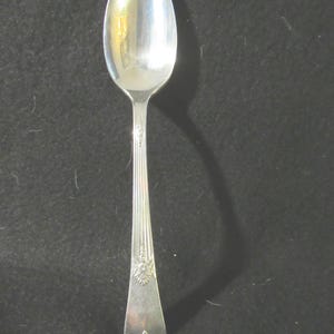 Teaspoon, Guild Cadence Silverplate 1932, Wm Rogers by International Silver, Silverware, Flatware.     (3566) ****