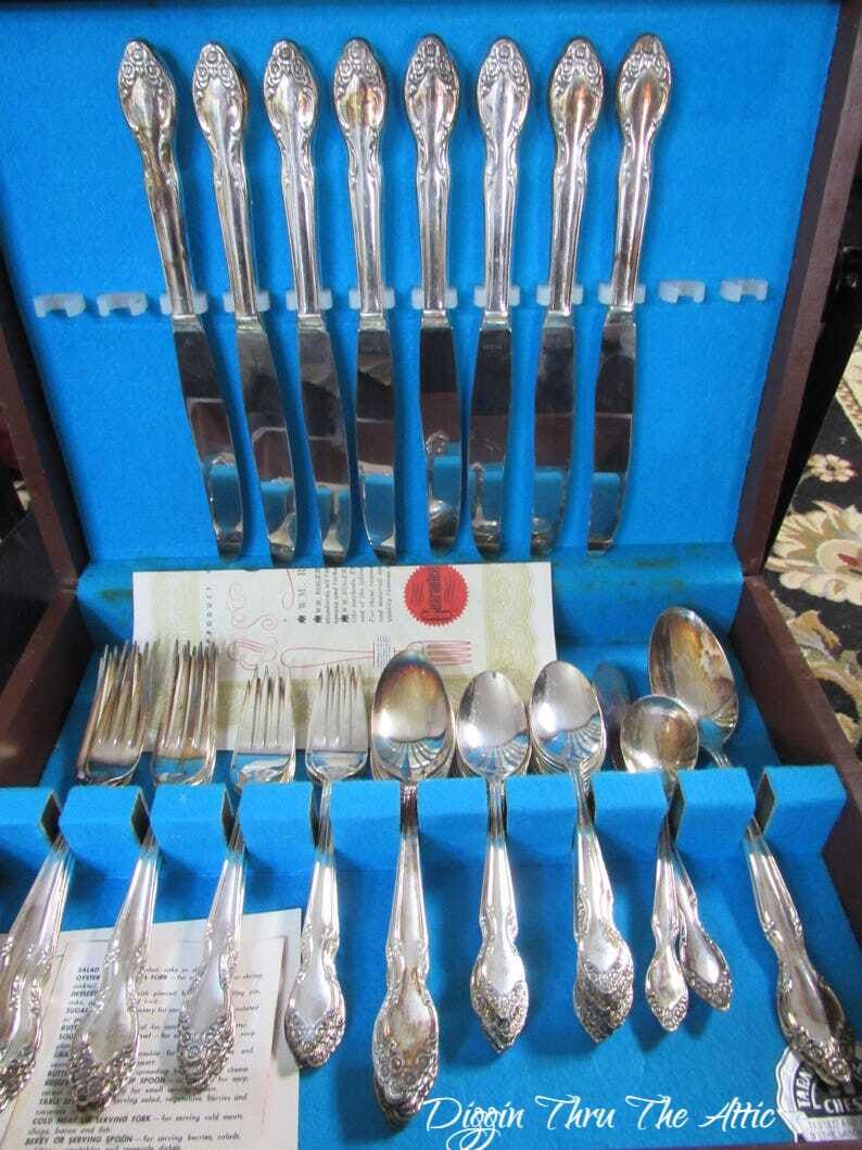 Lady Densmore Silverplate 1955, Wm Rogers by International Silver, Silverware, Flatware, Service for 8, 53 pieces.       (3048)