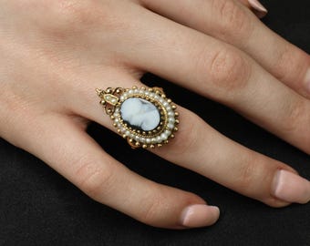 Antique Onyx Cameo & Natural Seed Pearl 14k Yellow Gold Decorated Ring Size 6