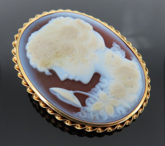 Vintage Hand Carved Agate Cameo 18K Yellow Gold P… - image 7