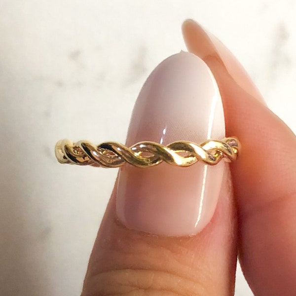 Adjustable 18k Gold Plated Twist Rope Style Ring