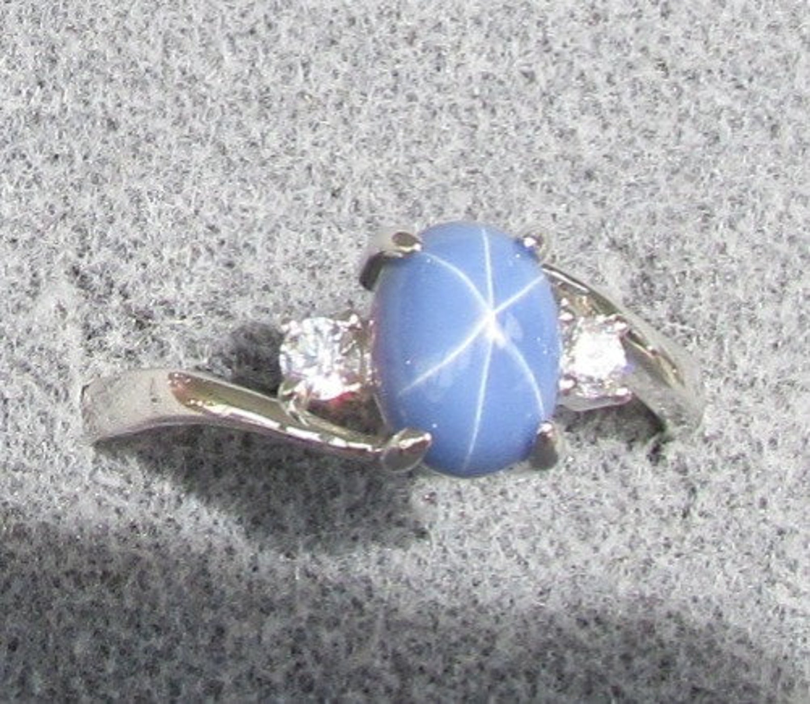 VINTAGE LINDE LINDY 8x6mm Cornflower Blue Star Sapphire | Etsy