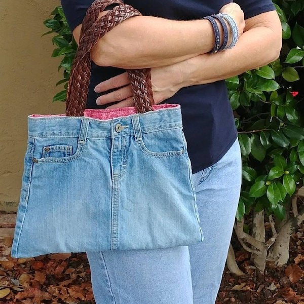 Handbag denim, upcycled denim purse, jeans handbag, purse handmade, shoulder bag, jeans recycled, denim handbag, blue denim tote bag  D54