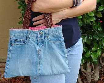 Sac à main denim, sac à main en denim upcyclé, sac à main en jeans, sac à main fait main, sac à bandoulière, jeans recyclés, sac à main en denim, sac fourre-tout en denim bleu D54