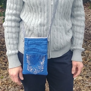 denim purse, crossbody bag, recycled jeans bag, bedazzled jeans, blue denim crossbody purse, cell phone pouch, denim sparkly pocket bag D181