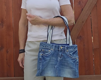 Denim purse, upcycled jeans handbag, denim hobo bag, shoulder bag, jeans recycled, denim handbag, blue denim tote bag, bling jeans purse 144