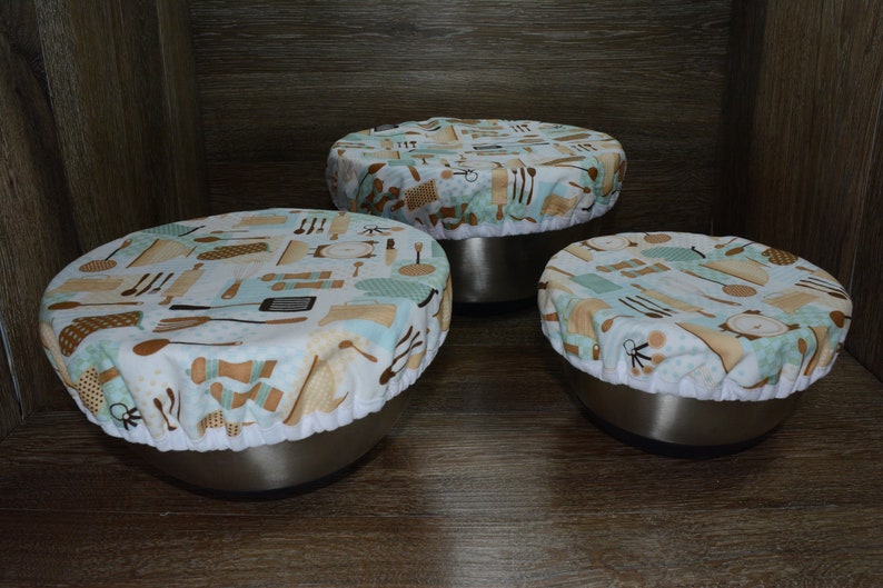 Bold Traditions Sustainable and Eco-Friendly Reusable Bowl Cover Stand Mixer Cover 1 Medium