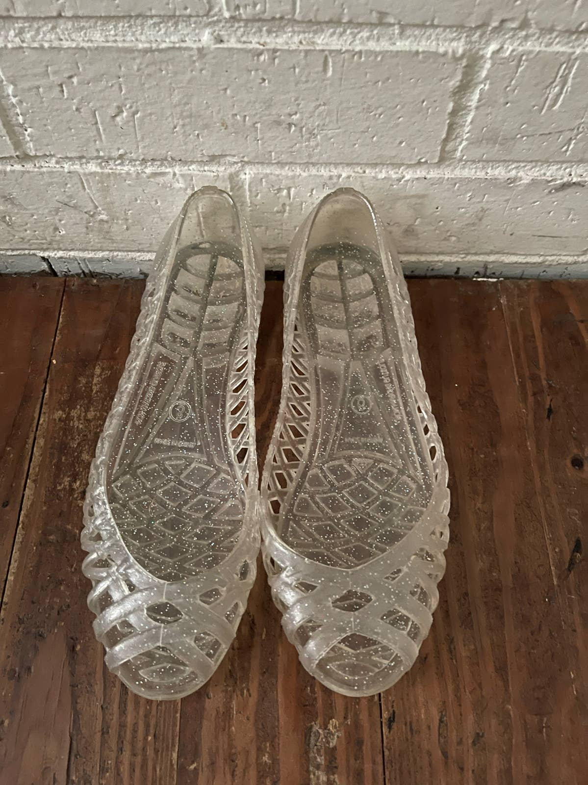 white jelly slides