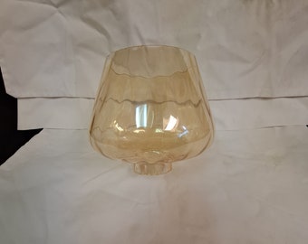 vintage licht amberkleurige optische glazen vervangende globe 4 3/4 inch hoog, 1 5/8 fitter Mod styling circa jaren 1960, jaren '70 verlichtingsschaduw
