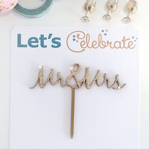 Mr & Mrs Cake topper, Wooden Cake Topper, Glitter Cake Topper, Rustic Cake Topper, Wedding Cake Topper, Wedding Cake Decor, Various Colours.