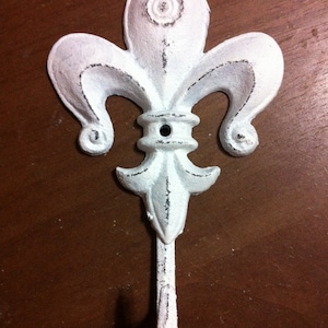 FLEUR DE LIS - Wall Hook - Cast Iron - Wall Decor - 4 1/2 x 7