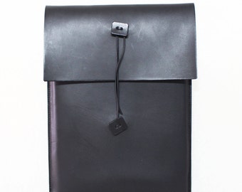 Black Leather, Cover portable style, with security flap. iPad case or Macboock case, 11, 13, 15, 17 inches.