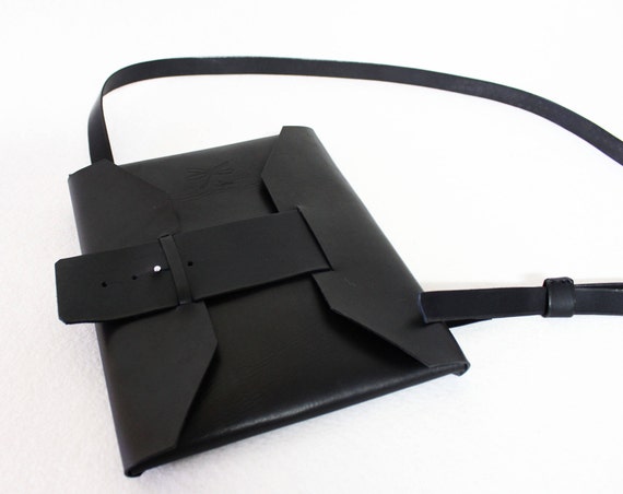 Leather laptop bag, Crossover laptop or tablet bag, Laptop case, Tablet case, Leather case, Crossbody bag