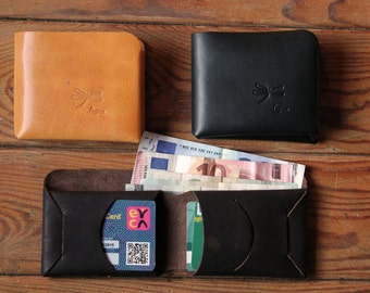 Minimal Leather Wallet, Mens leather wallet. Complete for credit cards and cash. Convenient and simple wallet, without seams or rivets.