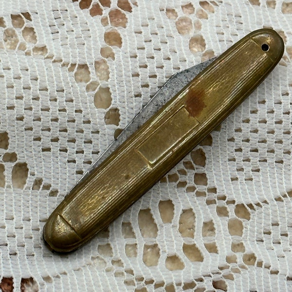 Vintage pocket knife, small pocket knife, toothpick knife,