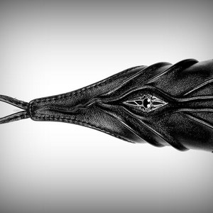 Leather-Slave-Bracelet With Folds, Fingerloop And 925 Silver-Emblem - Handmade Unique - High Quality Material And Performance