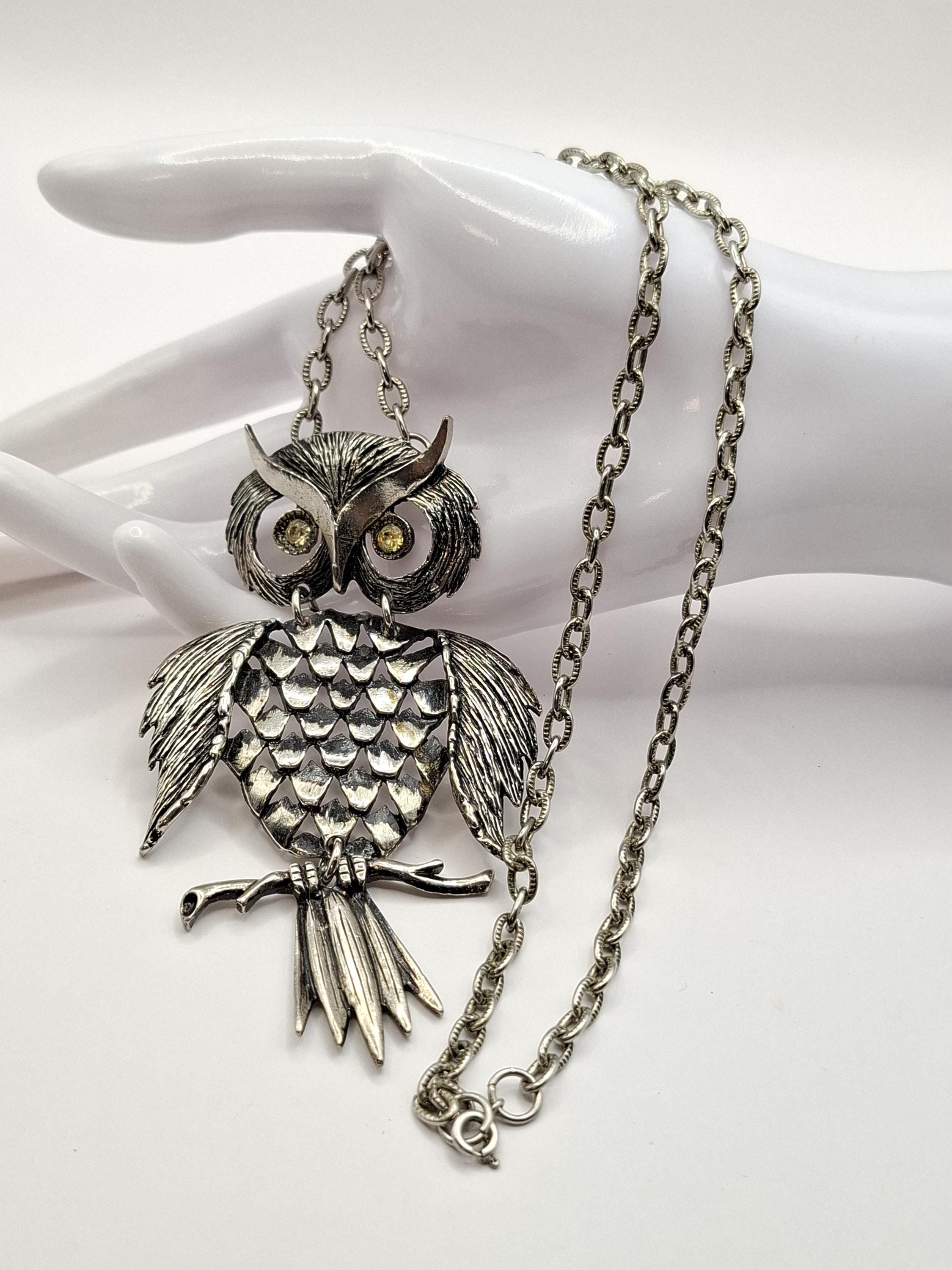 Vintage Silver Tone Long Chain Articulated Owl Pendant