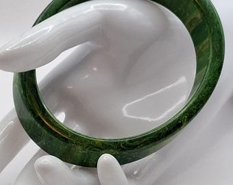 Vintage Marbled Green Color and Yellow Swirl bakelite asymmetrical bracelet
