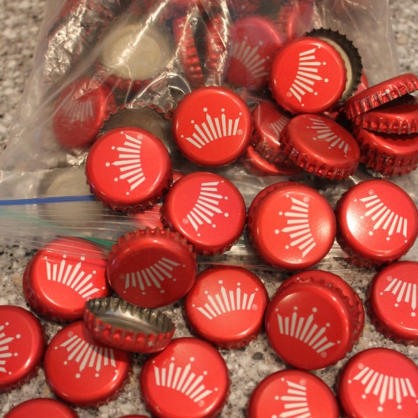 500 Pcs Budweiser Bud Red Beer Bottle Caps White  Crown No Dents Project Ready