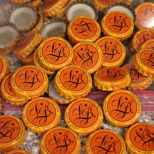 100 Pcs LB Lucky Bucket Bright Orange Beer Bottle Caps No Dents Fast Shipping!