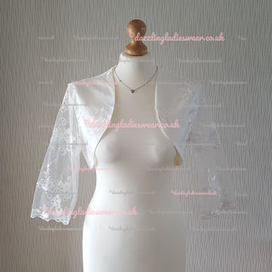 Elfenbeinfarbener Spitzen- und Satin-Bolero mit 3/4-Ärmeln / Achselzucken / kurze Hochzeitsjacke / Wickeljacke, vollständig gefüttert - UK 4-26